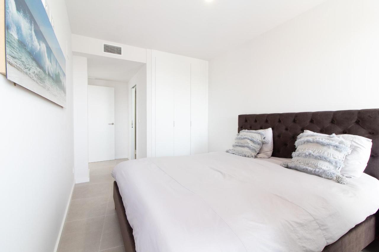 Global Properties, Apartamento De 2 Habitaciones Con Gran Terraza En Gran Canet Canet d'En Berenguer Exterior photo